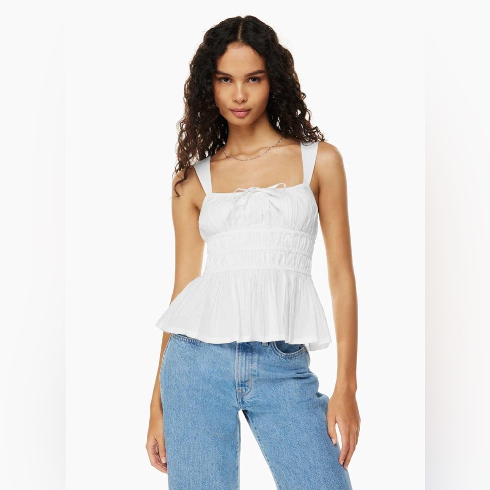 Sunday Best
Martine Top - Picture 4 of 12